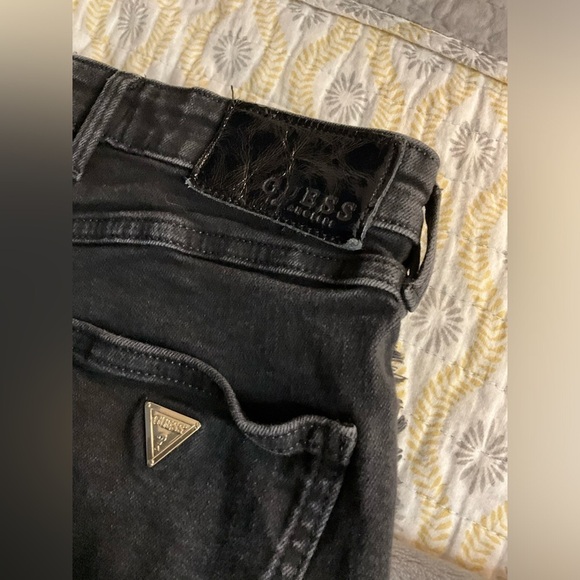 Guess 1981 Skinny High Black jeans size 26 - Picture 5 of 8